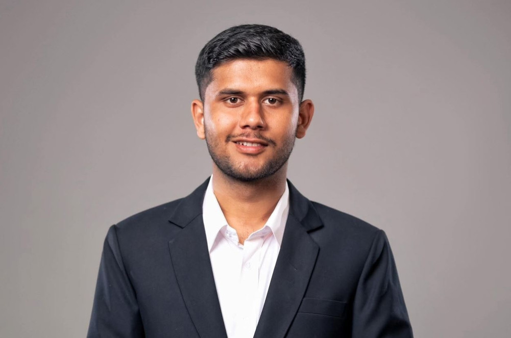 मनिष खनाल