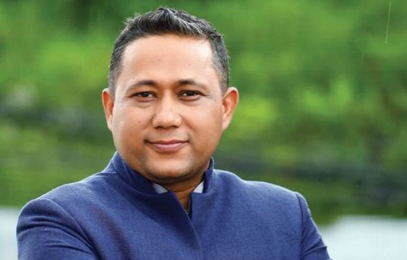 शिशिर  खनाल